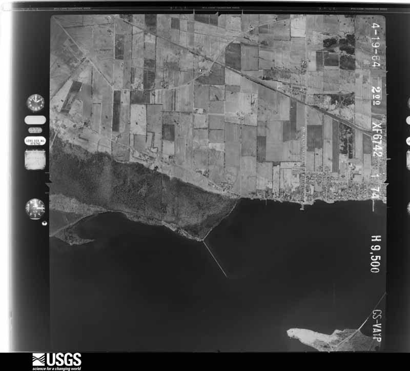 U.S. Geological Survey aerial photograph, 1964-04-19, scale 1:19000
