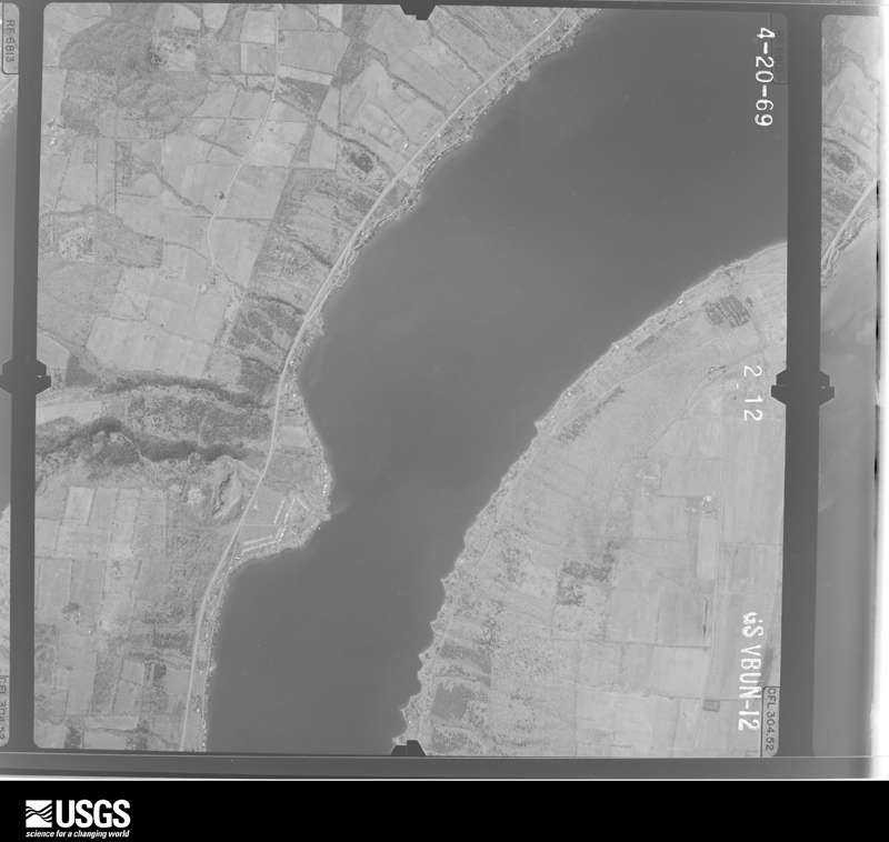U.S. Geological Survey aerial photograph, 1969-04-20, scale 1:18000