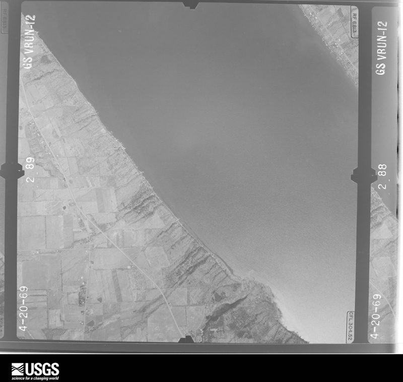U.S. Geological Survey aerial photograph, 1969-04-20, scale 1:18000