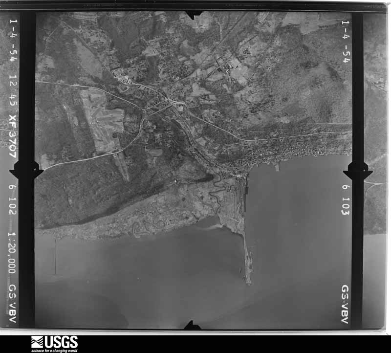U.S. Geological Survey aerial photograph, 1954-01-04, scale 1:20000