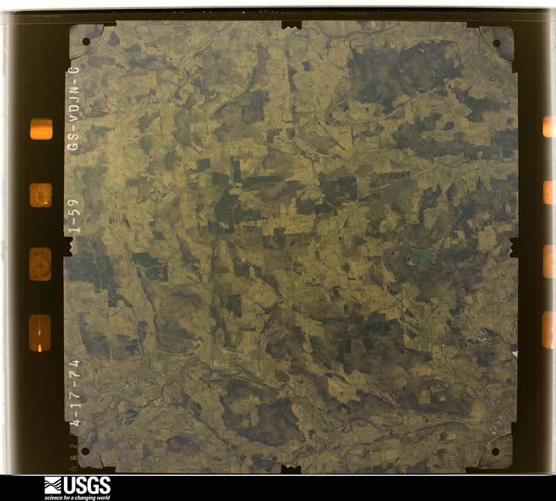 U.S. Geological Survey aerial photograph, 1974-04-01, scale 1:76000