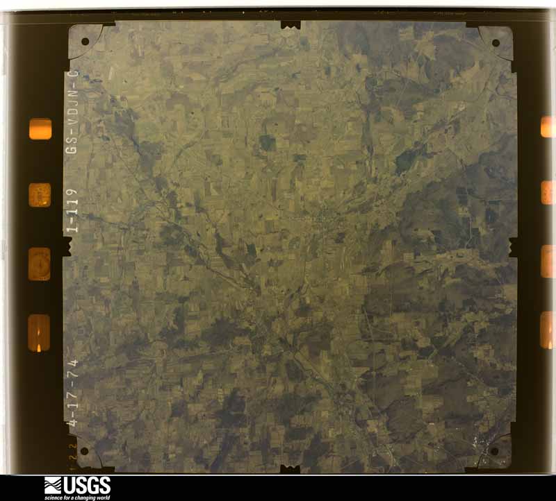 U.S. Geological Survey aerial photograph, 1974-04-01, scale 1:76000