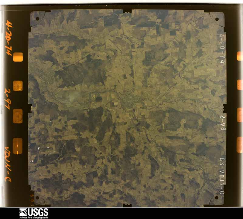 U.S. Geological Survey aerial photograph, 1974-04-01, scale 1:76000