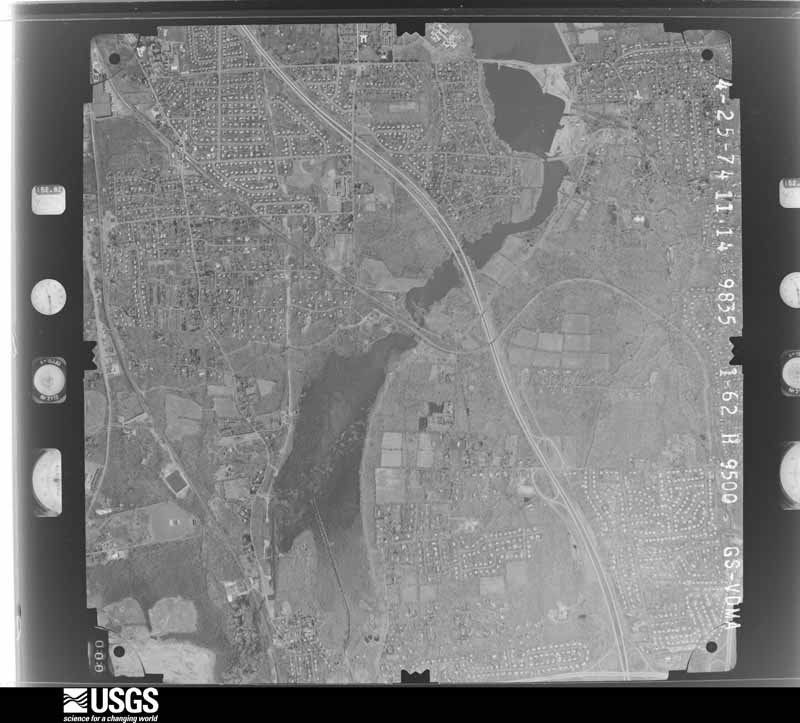 U.S. Geological Survey aerial photograph, 1974-04-25, scale 1:19000