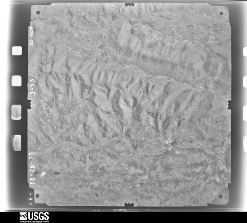 U.S. Geological Survey aerial photograph, 1975-10-28, scale 1:78000