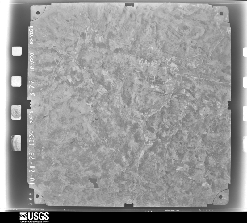 U.S. Geological Survey aerial photograph, 1975-10-28, scale 1:78000