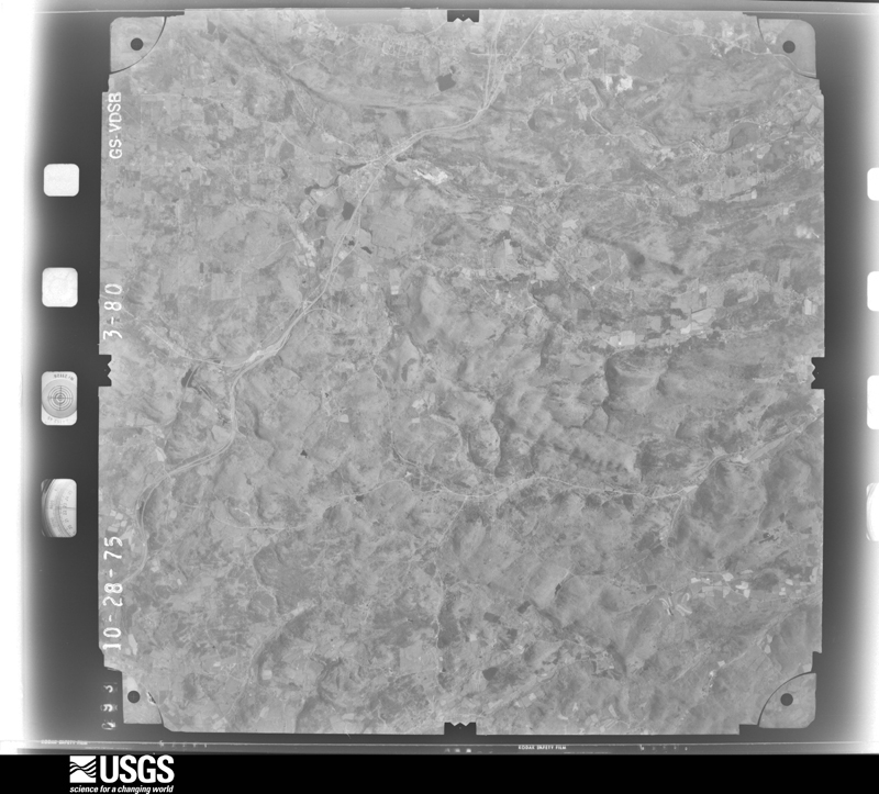 U.S. Geological Survey aerial photograph, 1975-10-28, scale 1:78000