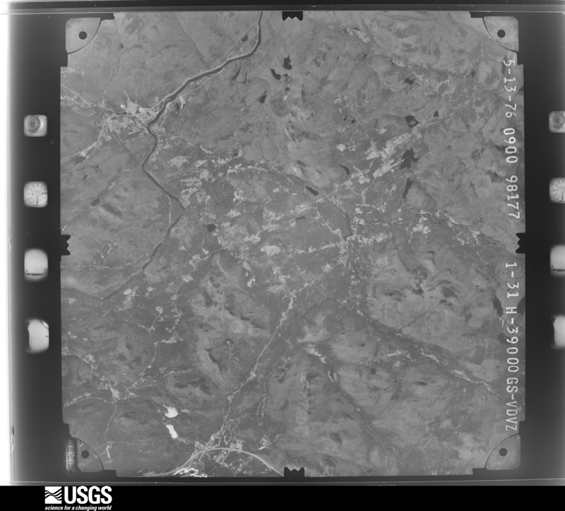 U.S. Geological Survey aerial photograph, 1976-05-01, scale 1:78000