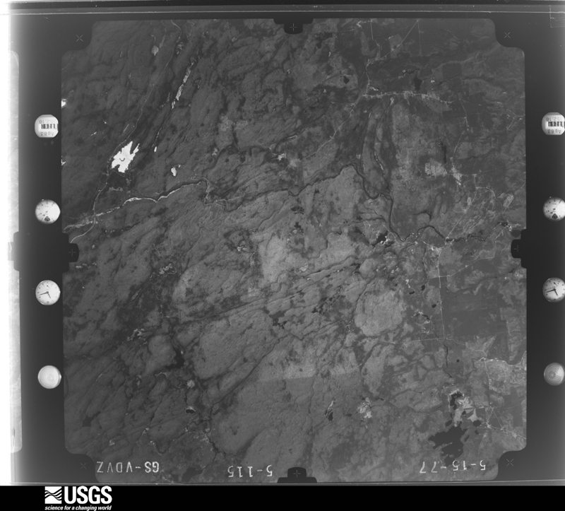 U.S. Geological Survey aerial photograph, 1976-05-01, scale 1:78000