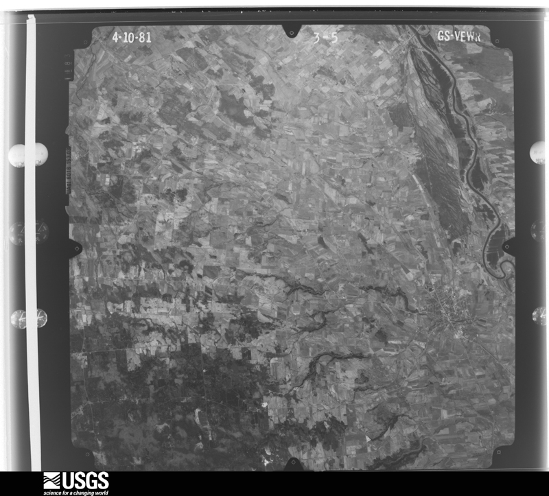 U.S. Geological Survey aerial photograph, 1981-04-10, scale 1:80000