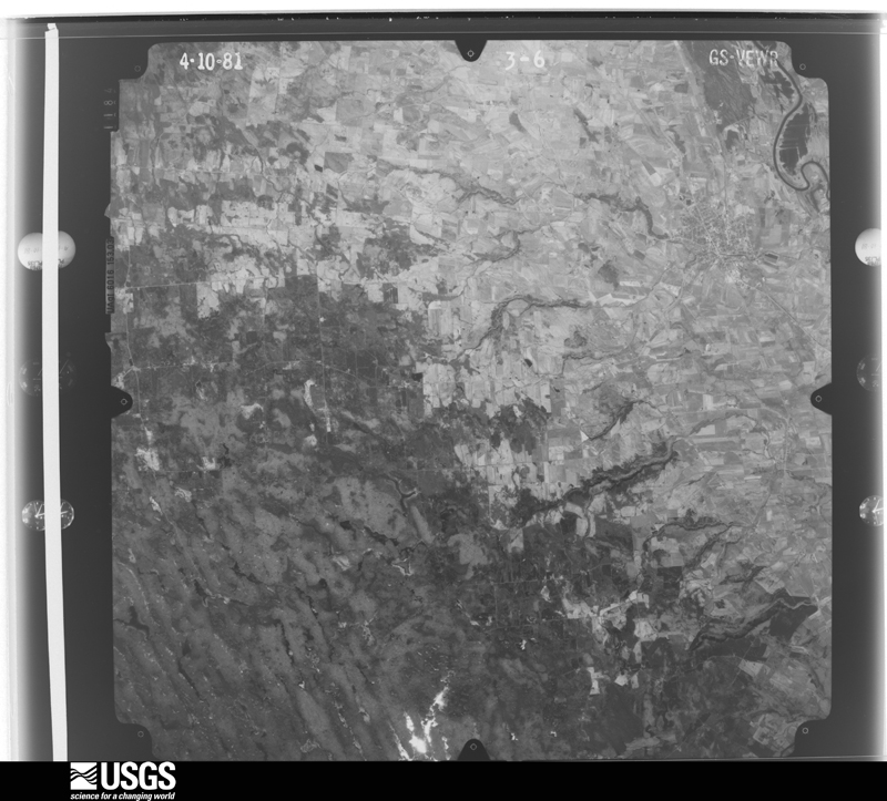 U.S. Geological Survey aerial photograph, 1981-04-10, scale 1:80000