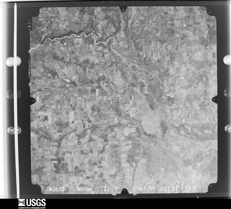 U.S. Geological Survey aerial photograph, 1981-04-01, scale 1:80000