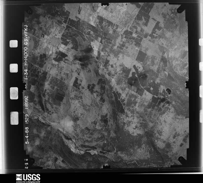 U.S. Geological Survey aerial photograph, 1988-05-01, scale 1:28000