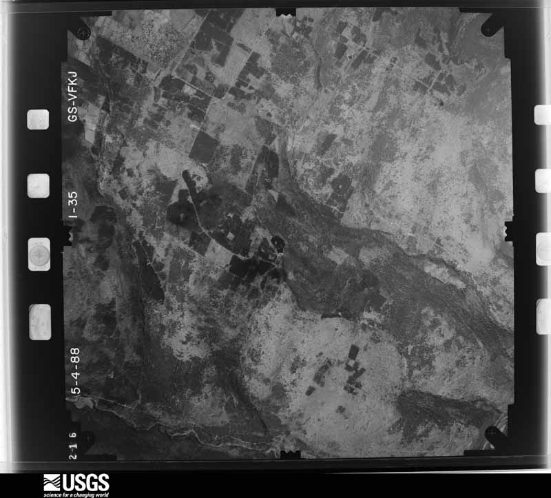 U.S. Geological Survey aerial photograph, 1988-05-01, scale 1:28000