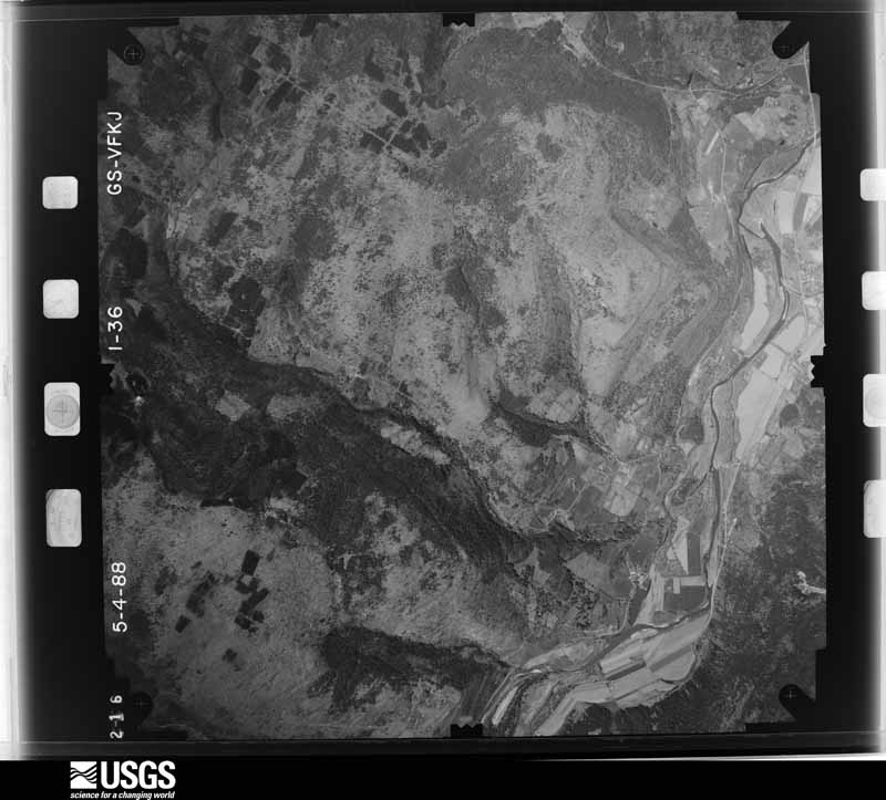 U.S. Geological Survey aerial photograph, 1988-05-01, scale 1:28000