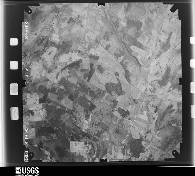 U.S. Geological Survey aerial photograph, 1990-04-01, scale 1:28000
