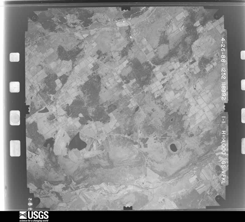 U.S. Geological Survey aerial photograph, 1988-04-01, scale 1:28000