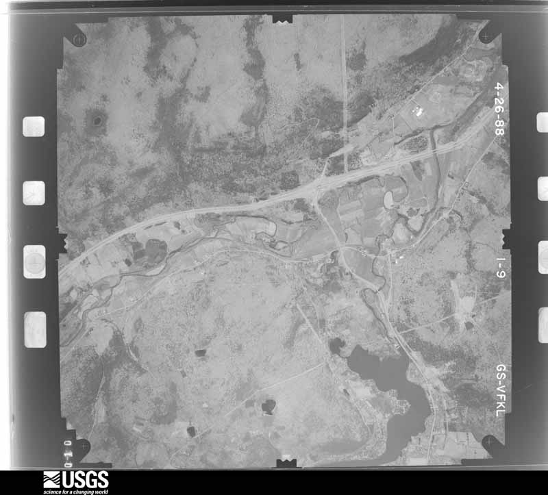 U.S. Geological Survey aerial photograph, 1988-04-01, scale 1:28000