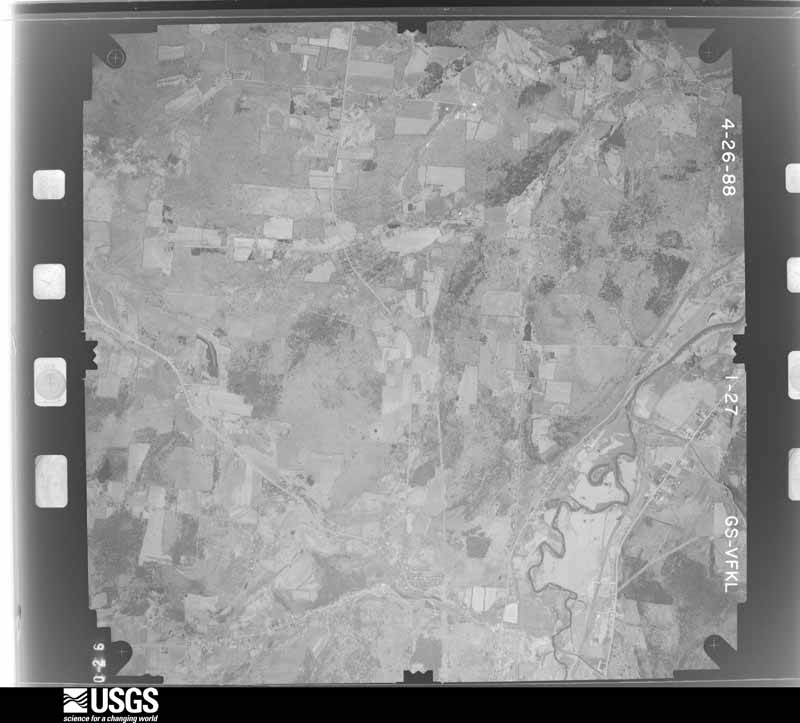 U.S. Geological Survey aerial photograph, 1988-04-01, scale 1:28000