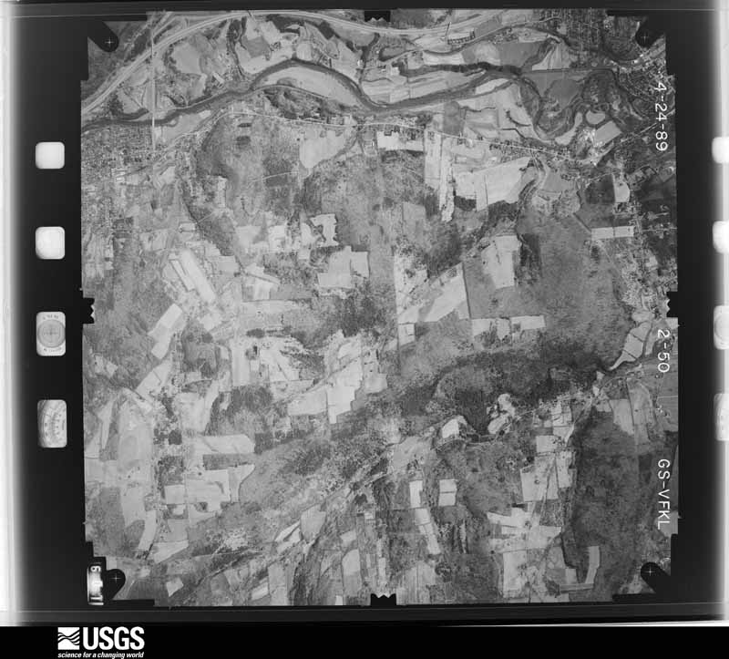 U.S. Geological Survey aerial photograph, 1989-04-01, scale 1:28000