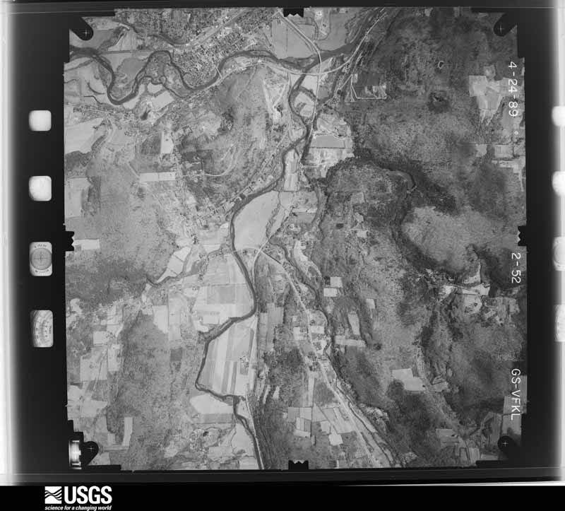 U.S. Geological Survey aerial photograph, 1989-04-01, scale 1:28000
