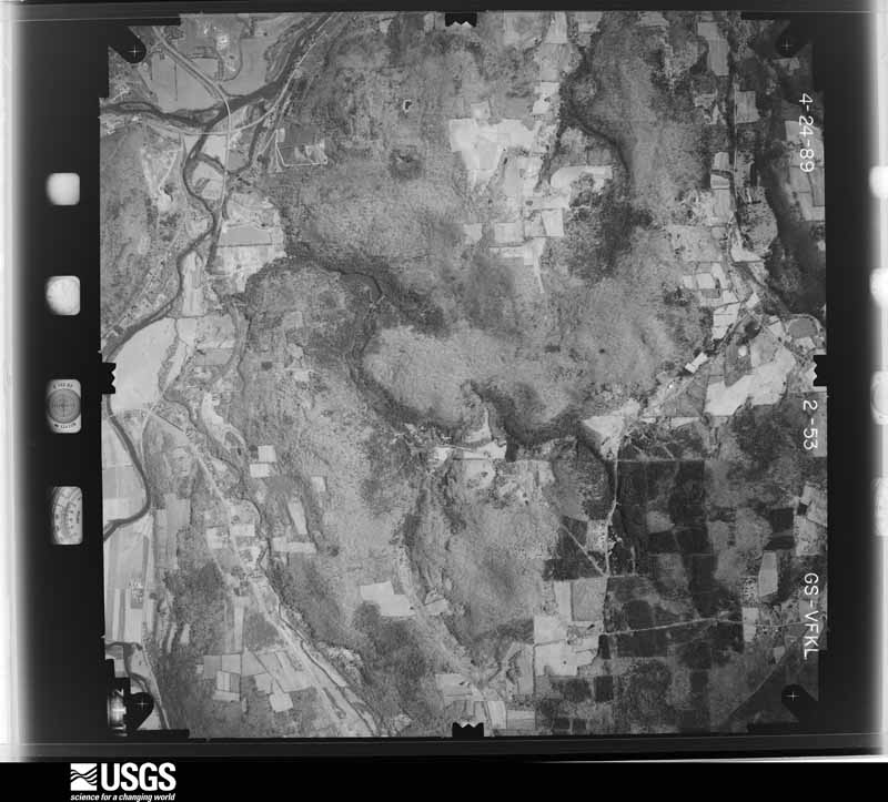 U.S. Geological Survey aerial photograph, 1989-04-01, scale 1:28000