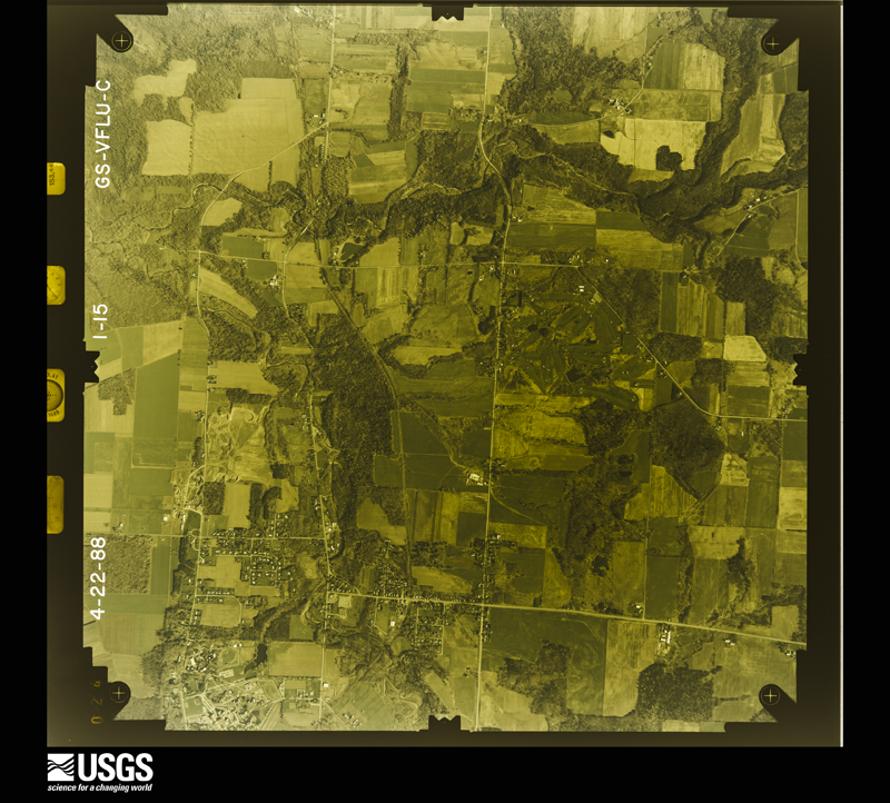 U.S. Geological Survey aerial photograph, 1988-04-22, scale 1:24000