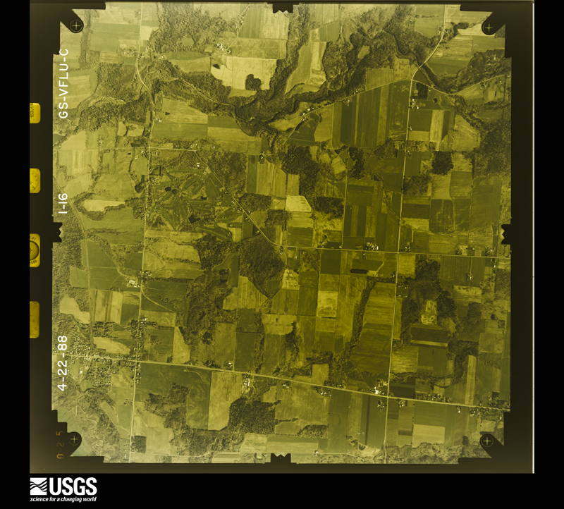 U.S. Geological Survey aerial photograph, 1988-04-22, scale 1:24000
