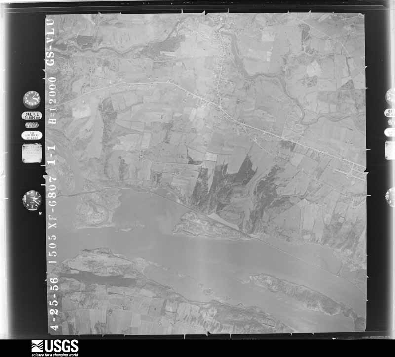U.S. Geological Survey aerial photograph, 1956-04-25, scale 1:24000