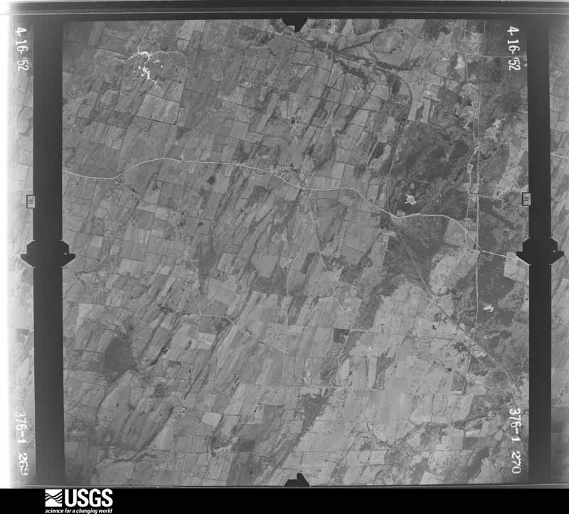 U.S. Geological Survey aerial photograph, 1952-04-16, scale 1:24000