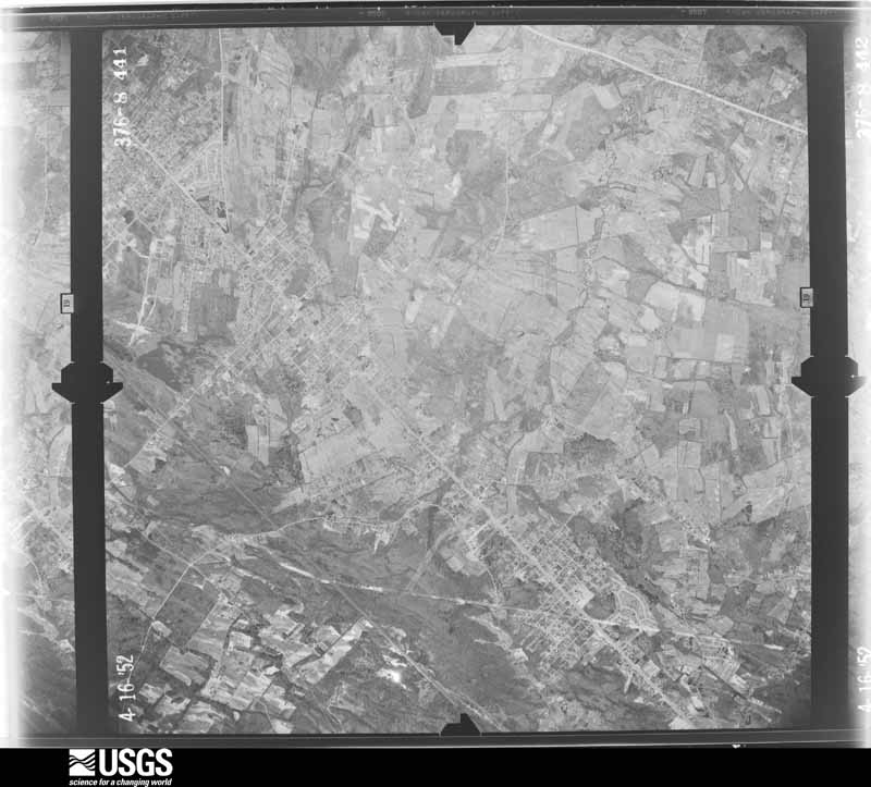 U.S. Geological Survey aerial photograph, 1952-04-16, scale 1:24000