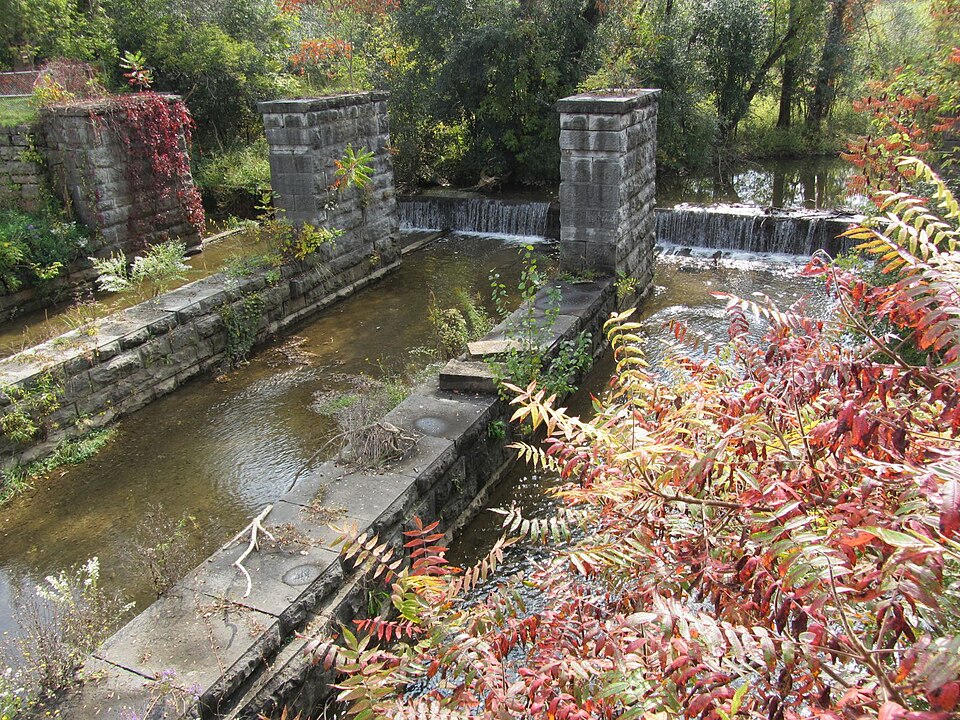 Photograph of Centreport Aqueduct