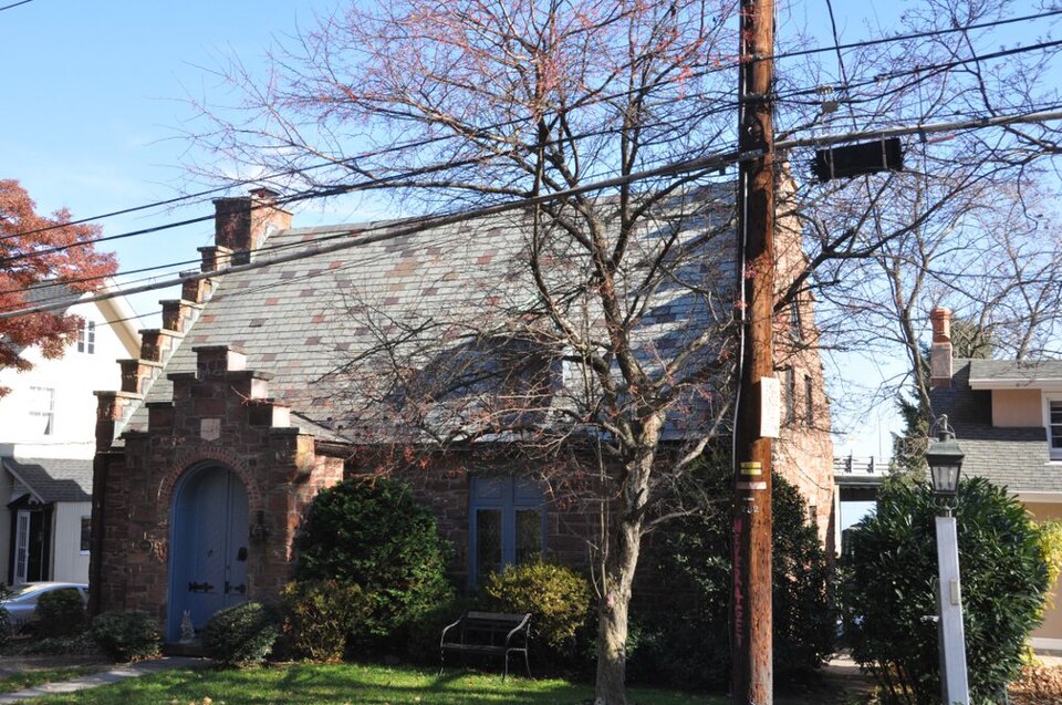 Photograph of Former Wayside Chapel