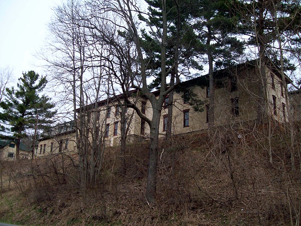 Photograph of Germania Wine Cellars