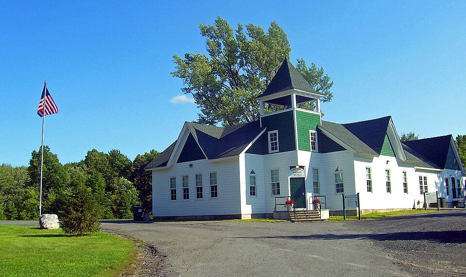 Photograph of Gardiner Town Hall
