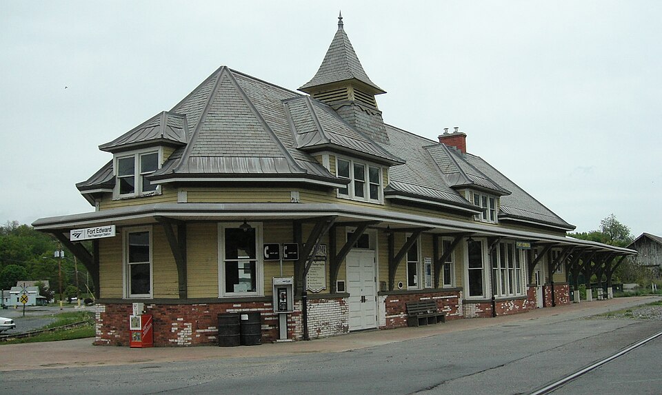 Photograph of Fort Edward station