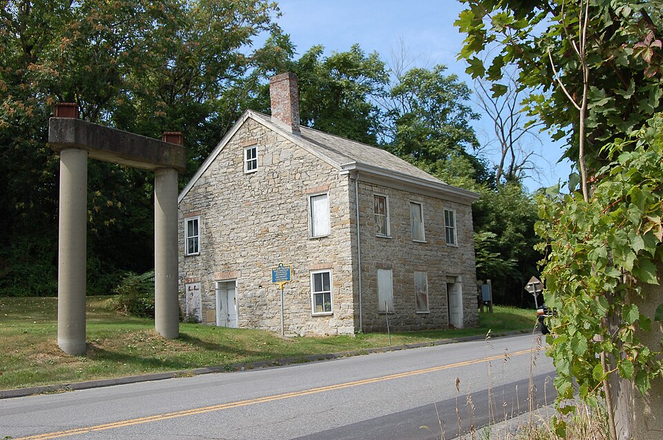 Photograph of Columbia Turnpike-West Tollhouse