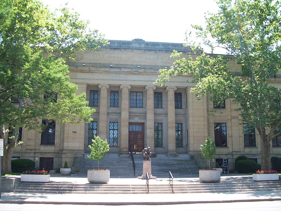 Photograph of Niagara Falls City Hall