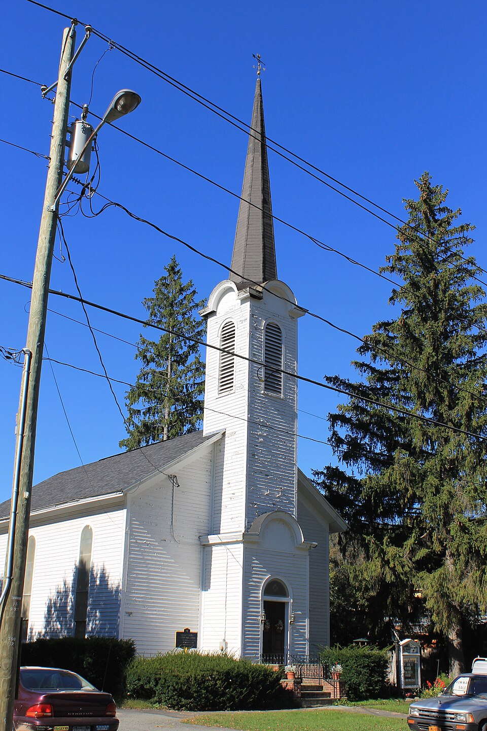 Photograph of Roscoe Presbyterian Church and Westfield Flats Cemetery