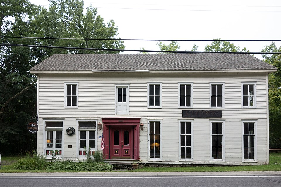 Photograph of W. F. DeWitt Hotel