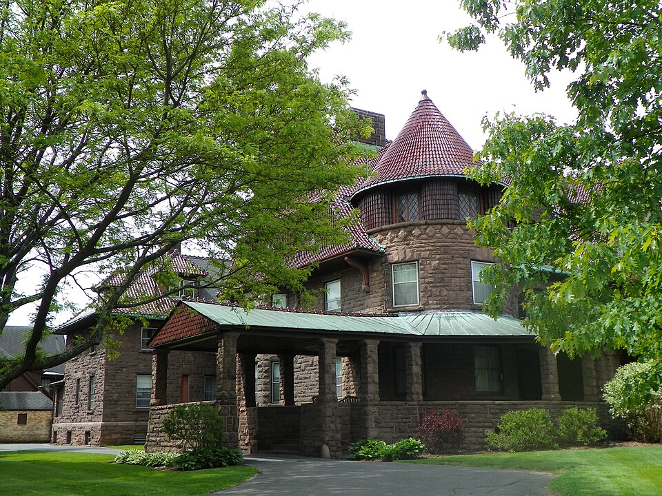 Photograph of Emma Flower Taylor Mansion