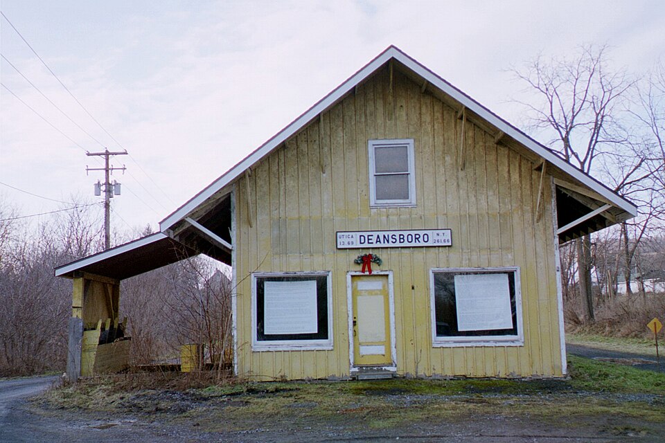 Photograph of Deansboro station