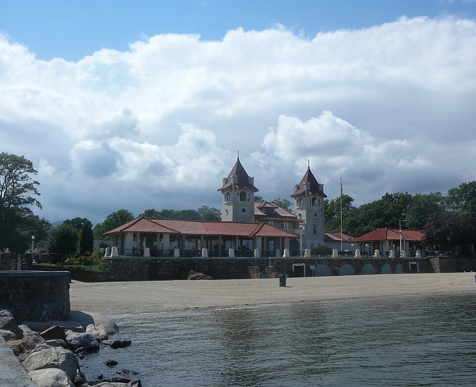 Photograph of Rye Town Park-Bathing Complex and Oakland Beach