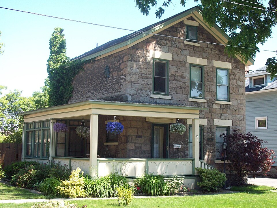 Photograph of Gibbs House