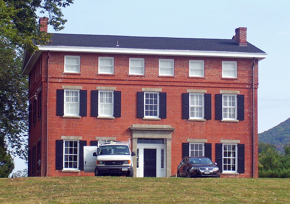 Photograph of Peter C. DuBois House