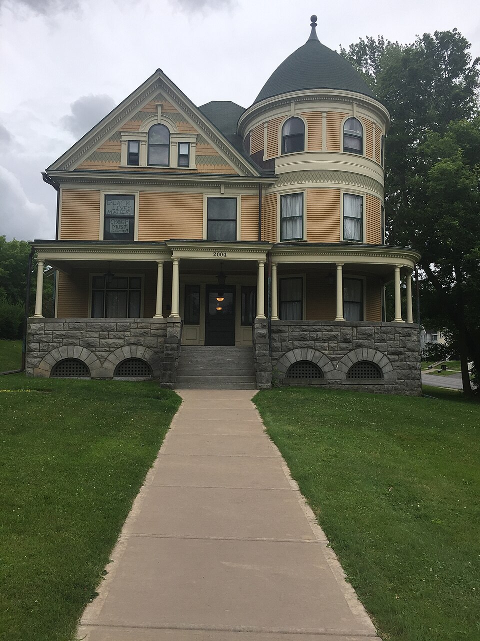 Photograph of Babcock-Shattuck House