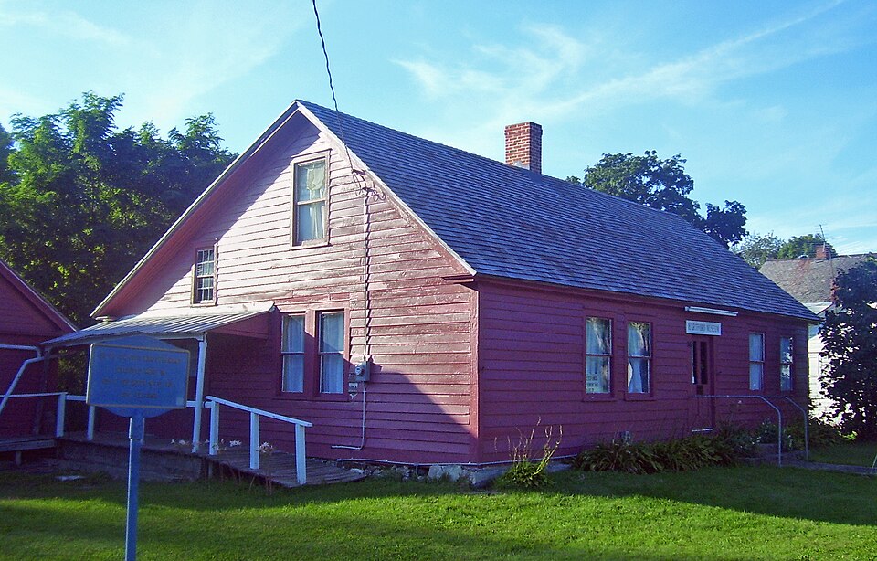 Photograph of Elisha Straight House