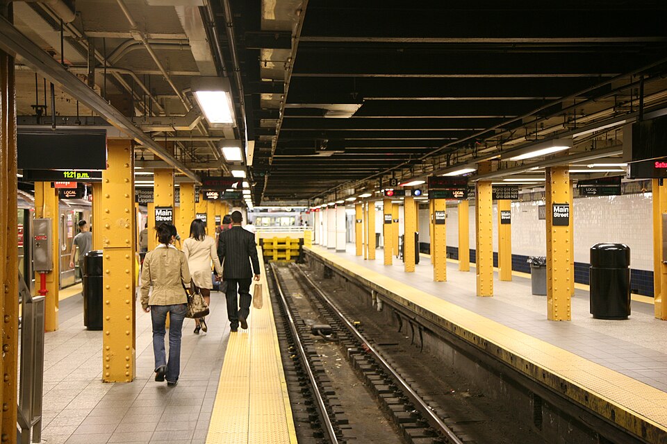 Photograph of Flushing-Main Street station