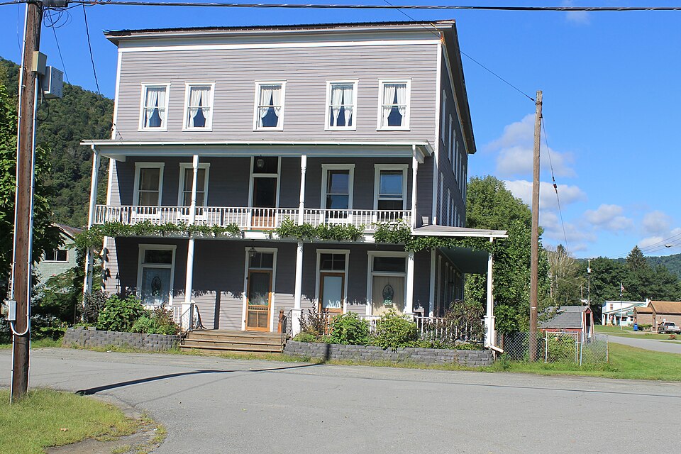 Photograph of Hotel Delaware