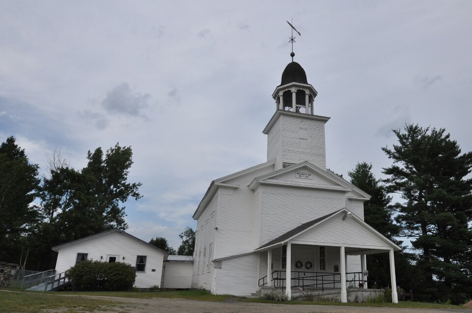 Photograph of First Congregational Church and Cemetery